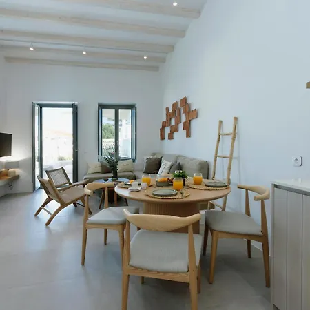 Vivant 1 * Naousa (Paros)